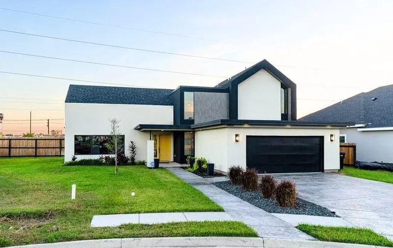 Exterior Remodeling / Windows & Siding
